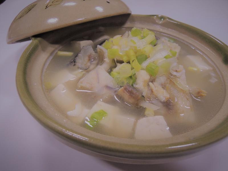 味增龙胆豆腐养生汤