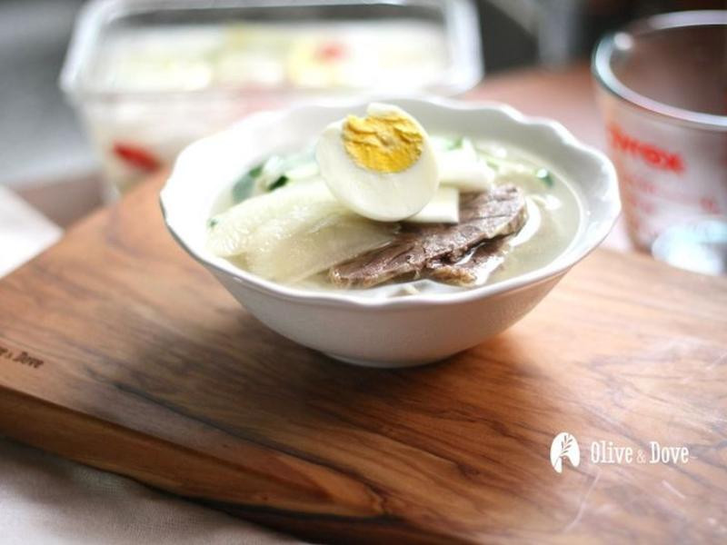 韩式泡菜牛肉汤冷面
