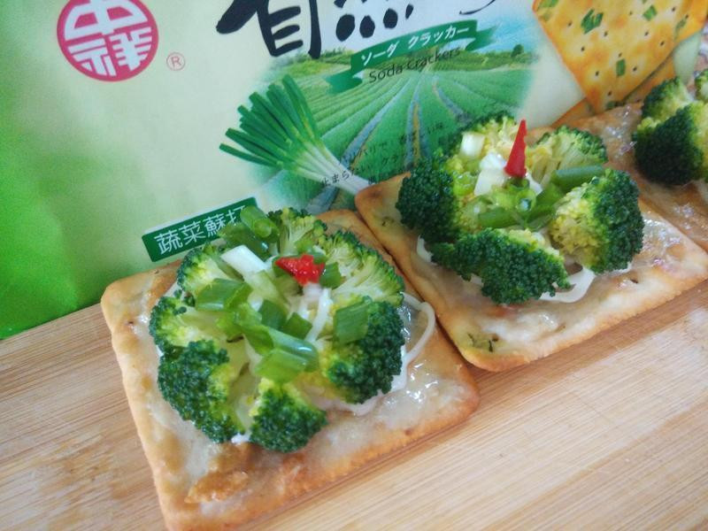 派对绿光森林饼干