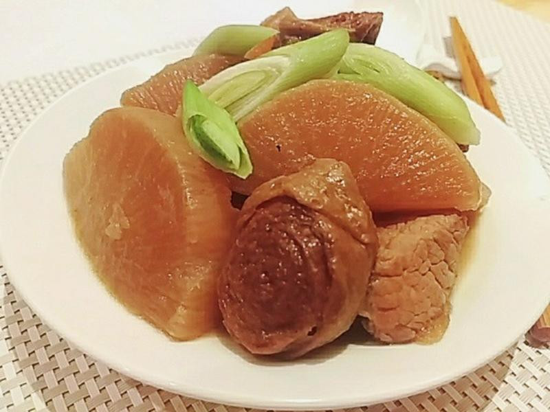 家常萝卜豆轮炖肉