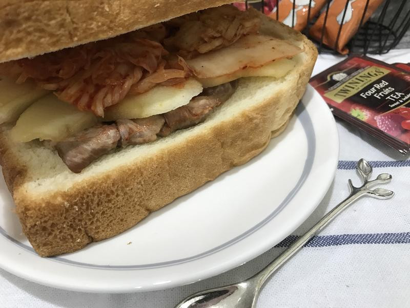 法式香绵猪肉三明治