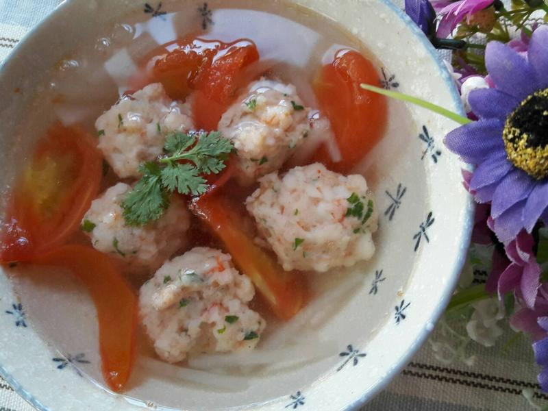 蕃茄虾丸萝卜汤