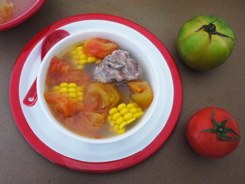 蕃茄玉米排骨汤