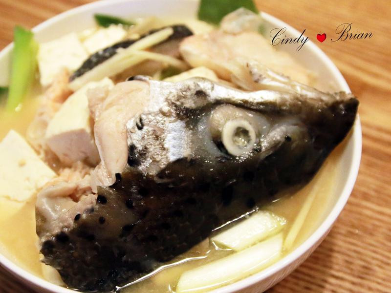 味噌豆腐鱼头汤