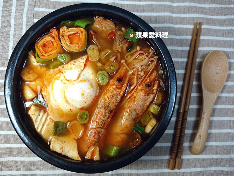 韩式泡菜豆腐锅