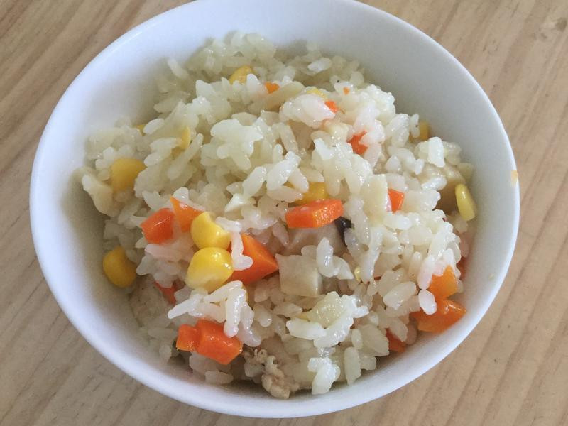 鸡肉牛蒡炖饭