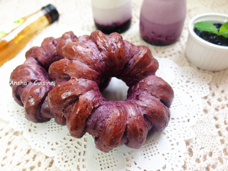 紫恋桑椹面包