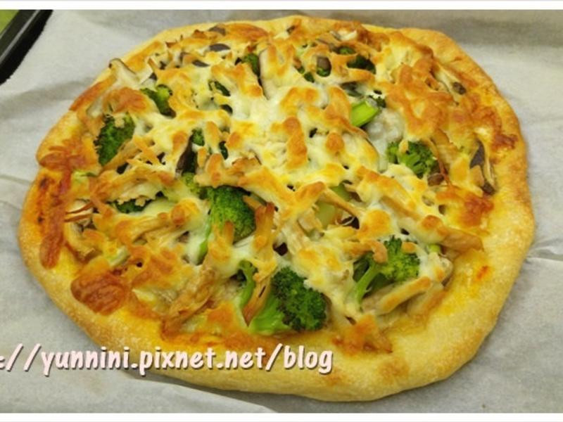 自制鸡肉菇菇披萨