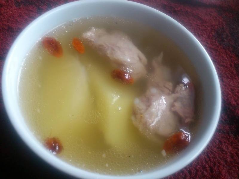 青木瓜排骨煲汤