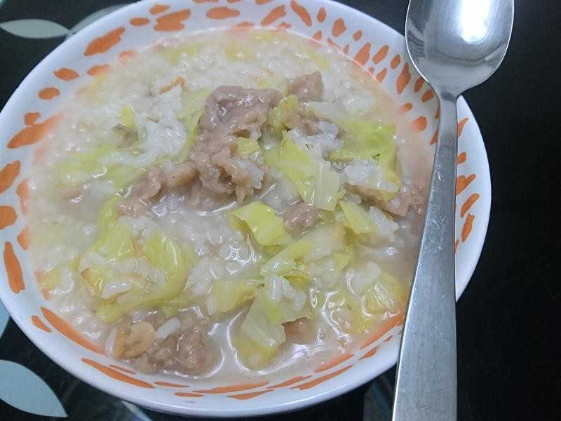 高丽菜肉羹粥