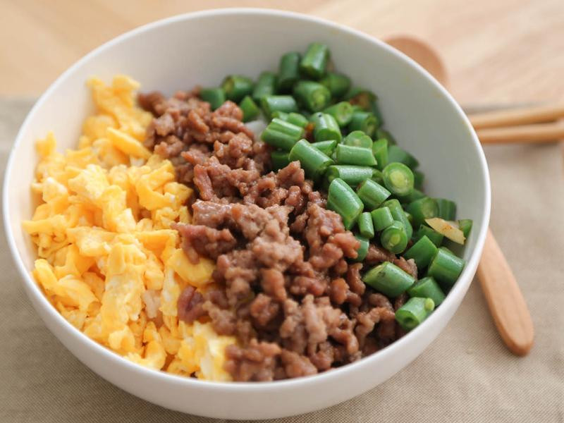 美味又简单的日式三色丼