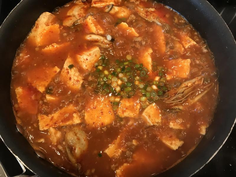 韩式鲜蚵豆腐锅