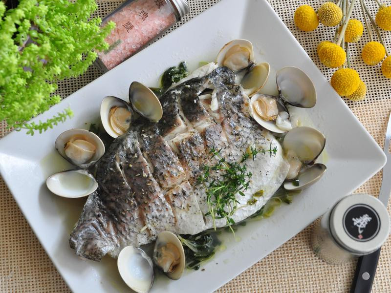 香料奶油纸包鱼