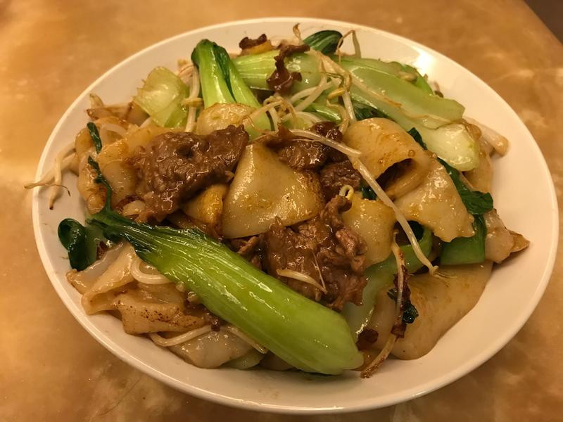 牛肉炒河粉