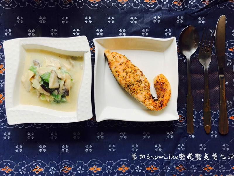 奶香炖蔬菜菇+烤鲑鱼