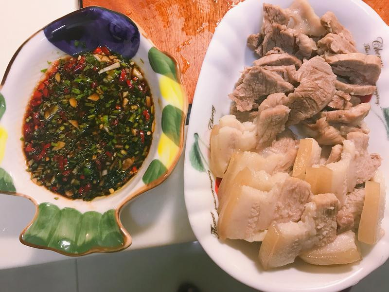 蒜泥白肉 