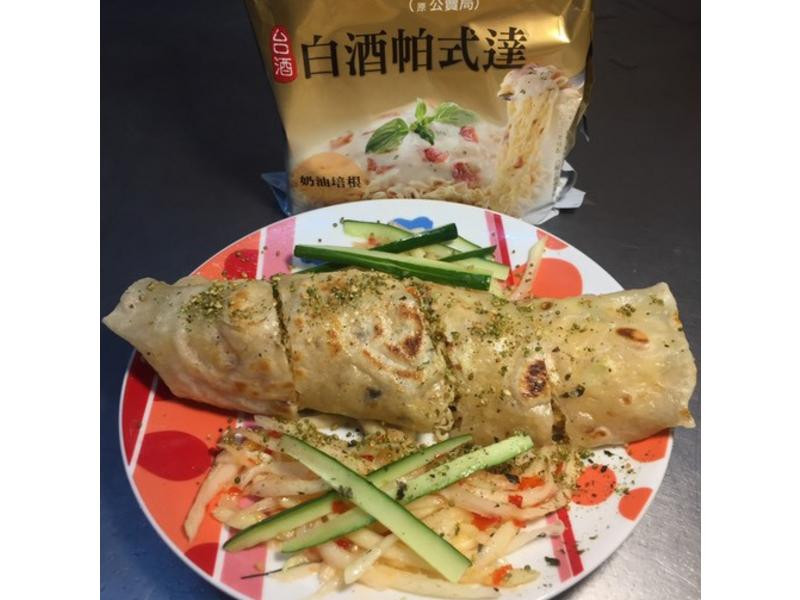 白酒帕式达蛋饼卷 