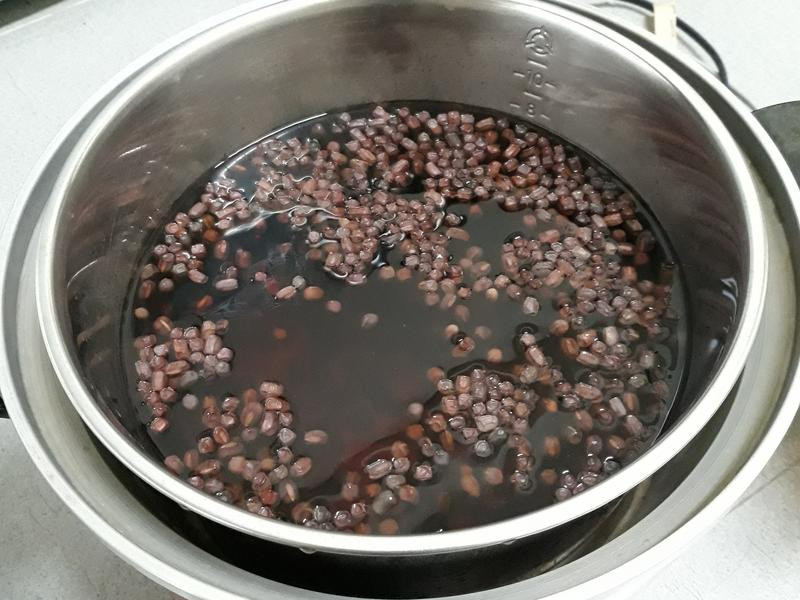 大同电锅煮红豆水 