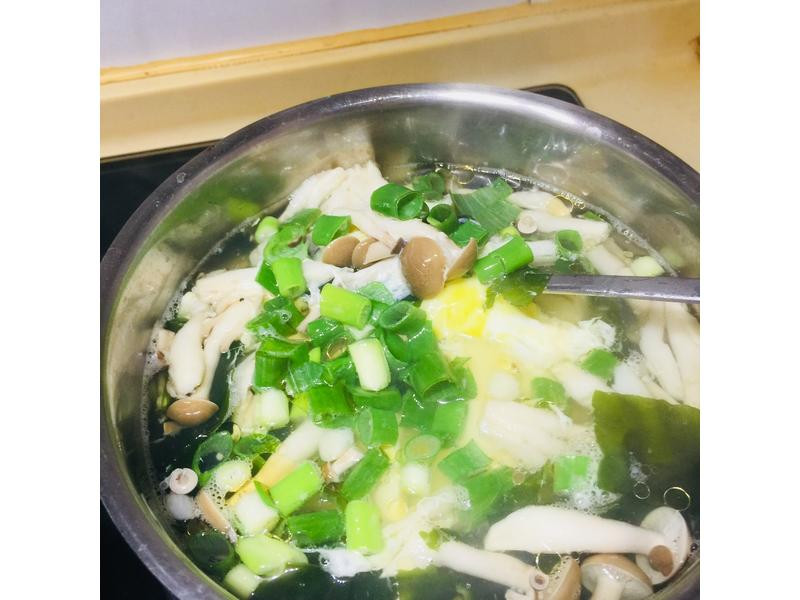 豆腐鲜菇汤