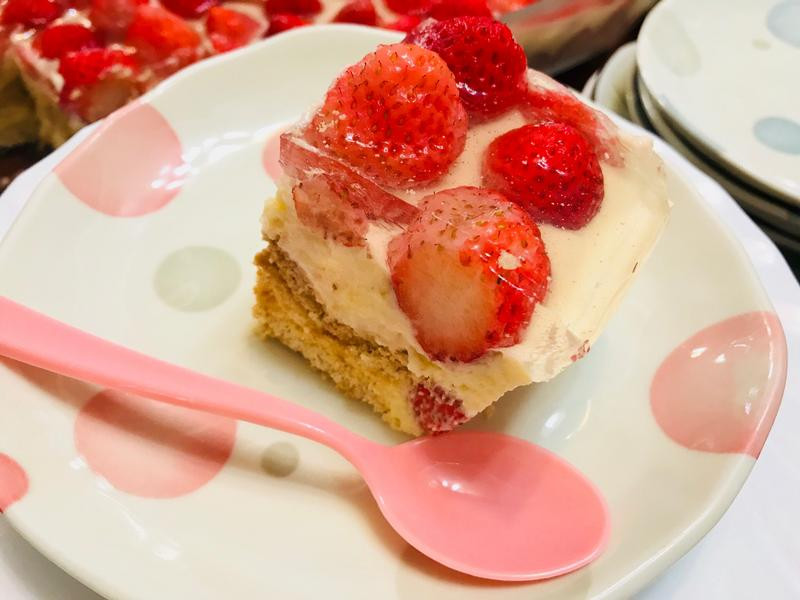 草莓马斯卡彭起司蛋糕 