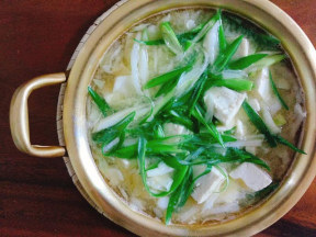 鲜蔬豆腐味噌汤