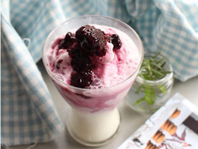 自制莓果优格冰淇淋