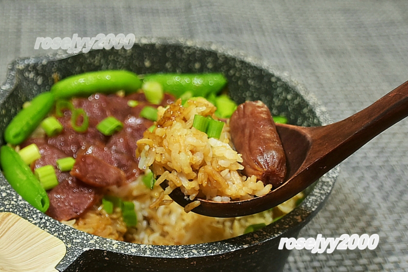 石锅腊肠饭