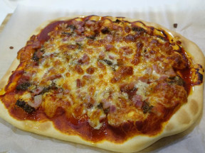 番茄培根起司口味Pizza
