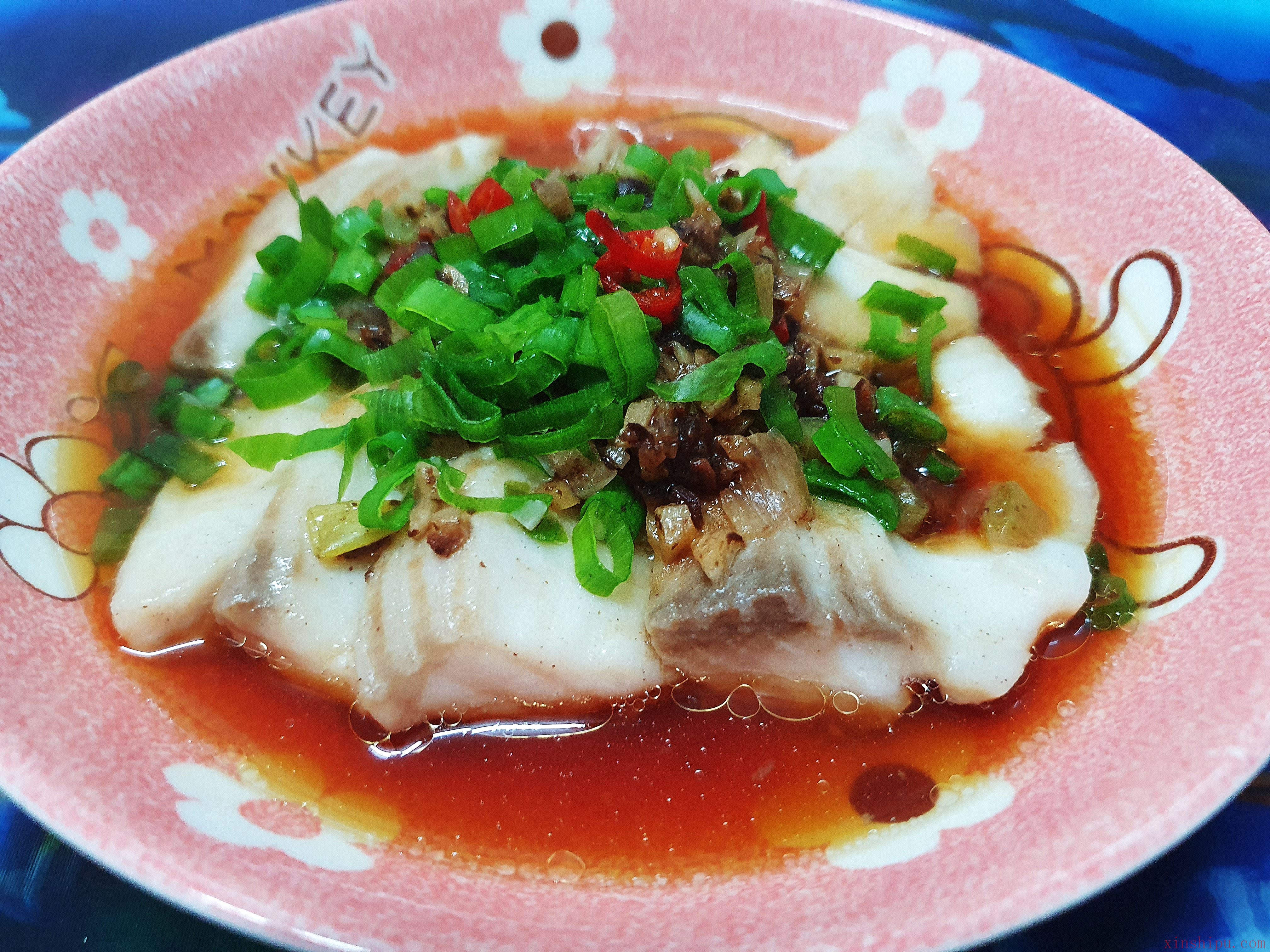 餐饮食材生鲜鲷鱼片高清摄影大图-千库网
