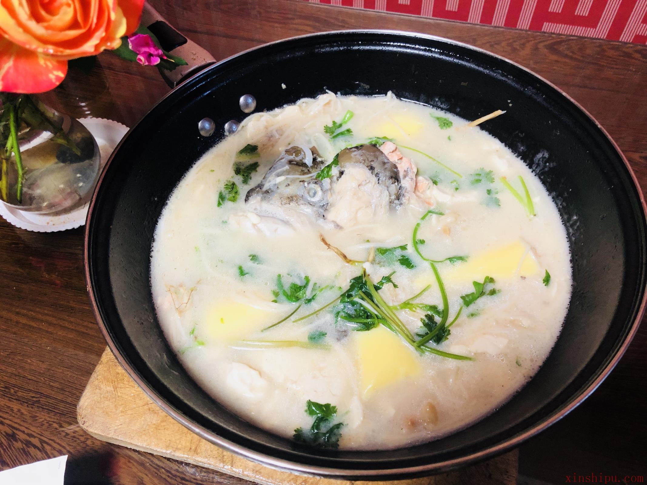 求鱼头豆腐汤的做法-
