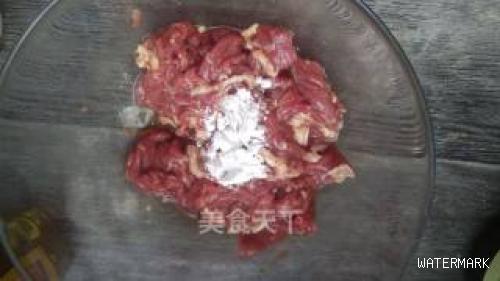 萝卜炒牛肉怎么做好吃 萝卜炒牛肉的家常做法